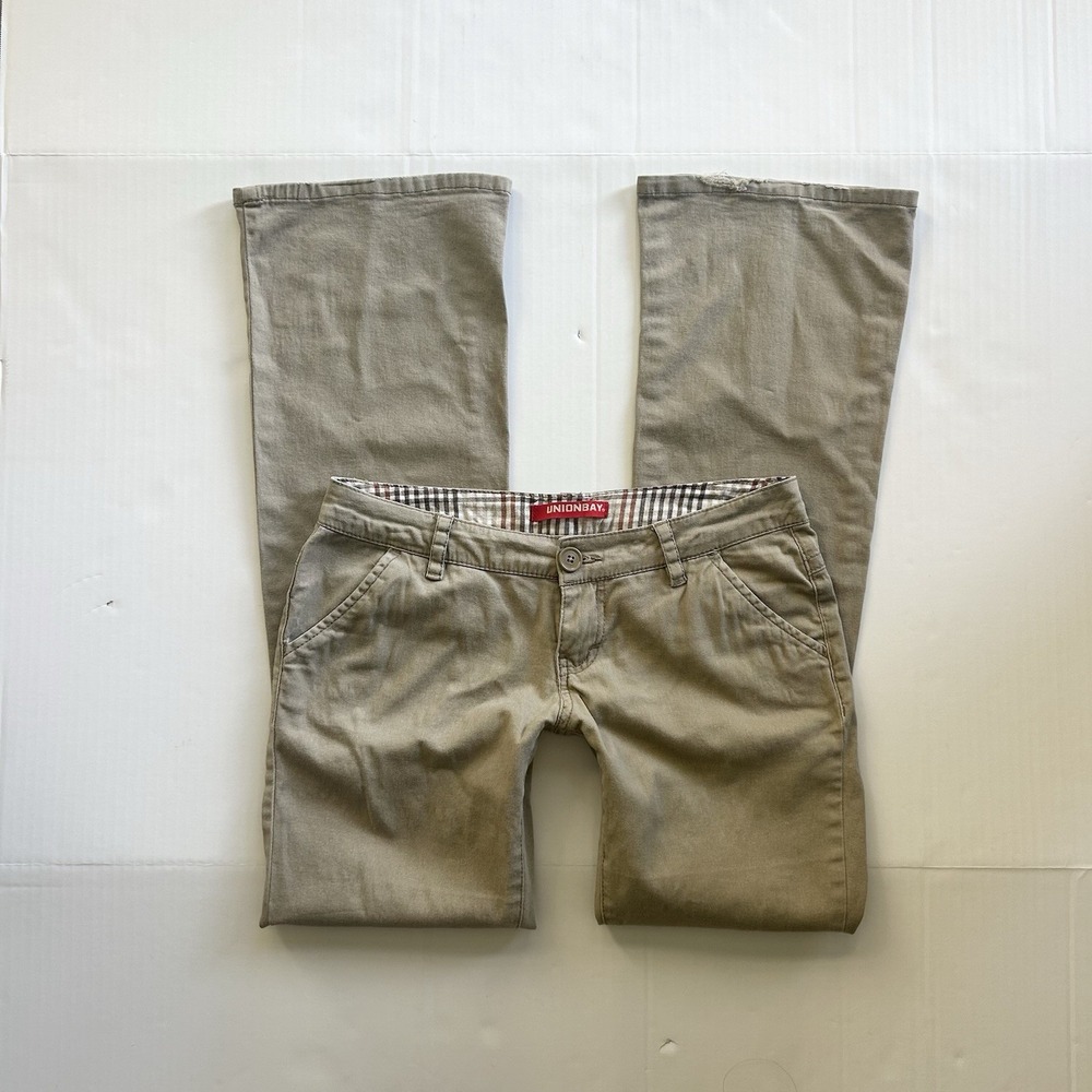 2000s Union Bay Low Rise Flare Khaki Pants Indie Preppy Y2K